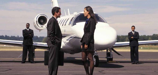 Come Il Master in Gestione Dell'aviazione Civile Prepara ai Ruoli di Leadership