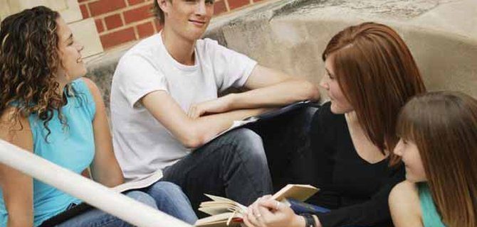 Impatto delle Aule Internazionali e Tirocini all'Estero: Il Valore Aggiunto nei Master di Cultura
