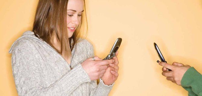 Il Ruolo delle Nuove Tecnologie nelle Dipendenze Digitali degli Adolescenti