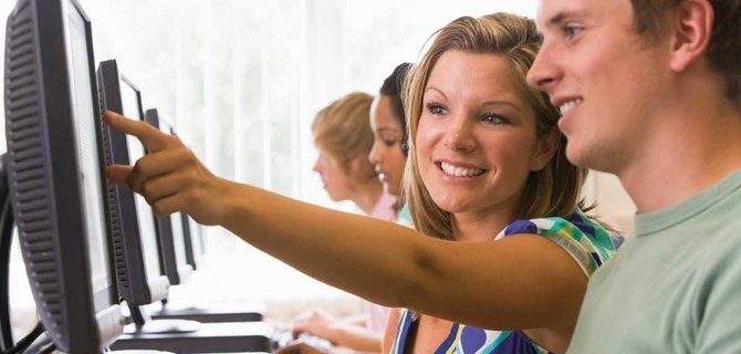 L'avvento dell'E-learning: Come il Master in Nuove Strategie Educative lo Integra
