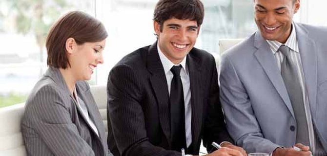 Dall'Aula alla Boardroom: Come i Progetti di Consulenza Preparano gli Studenti al Successo Professionale