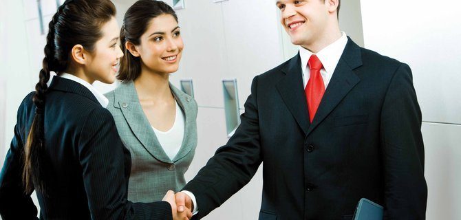 Networking e opportunità di carriera nel settore media: prepararsi al successo