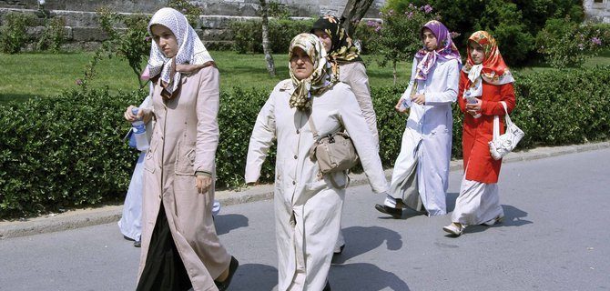 La rinascita del pensiero e del diritto islamico moderno: evoluzione storica e impatti contemporanei