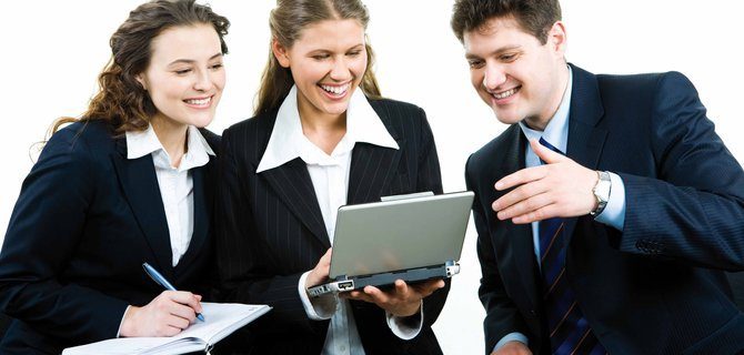 Strategie innovative per la gestione e lo sviluppo di eventi in comunità virtuali