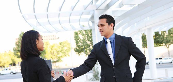 Come Sfruttare il Networking Aziendale per il Tuo Futuro Professionale