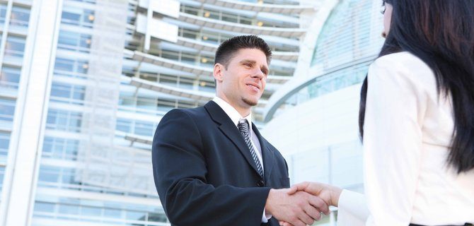 Diplomazia Moderna: Sfide e Opportunità per i Professionisti di Domani